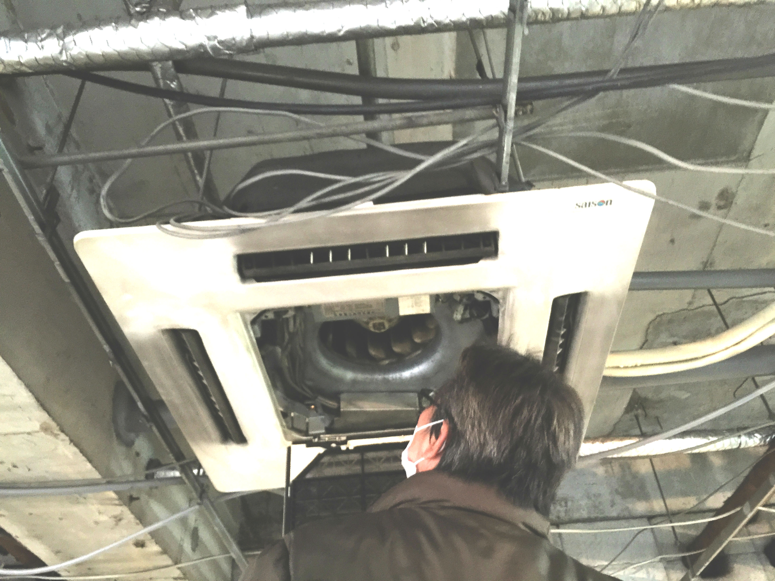 1階原状回復ー空調機等の設置 (1)