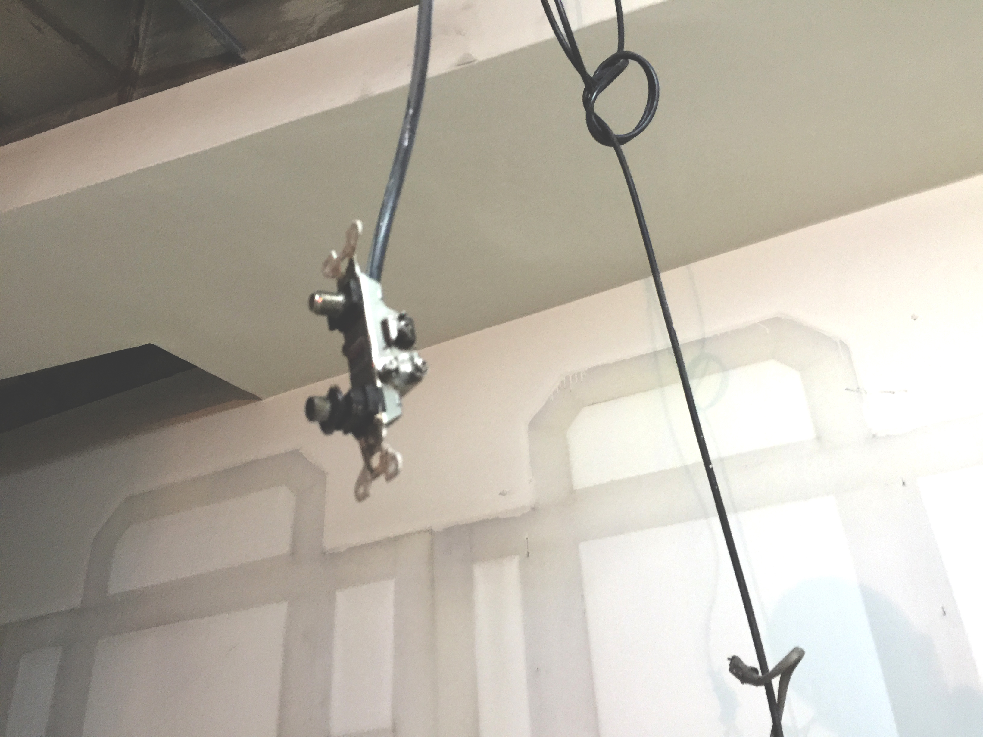 1階原状回復ー空調機等の設置 (1)