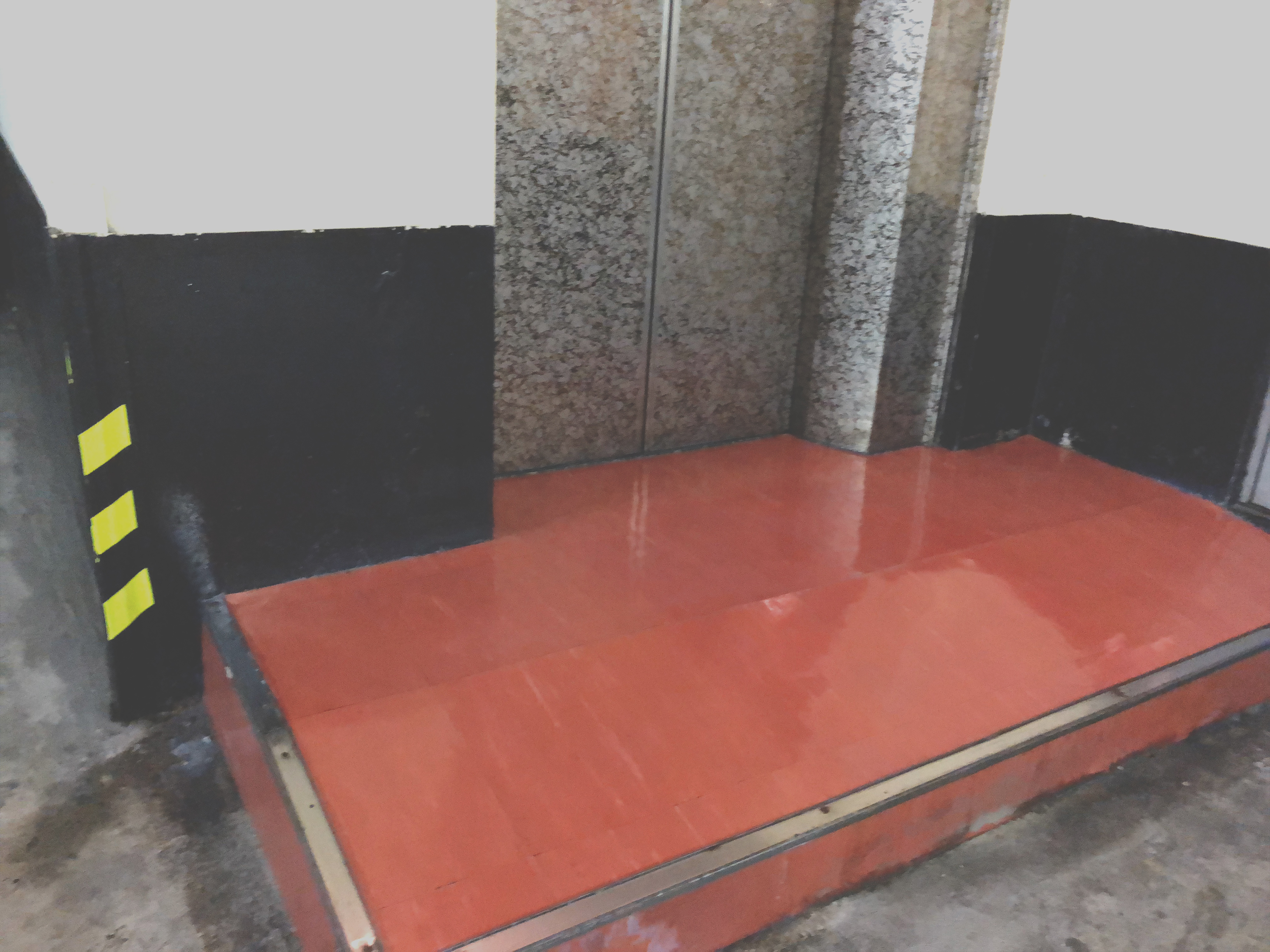 Pタイルワックス剥がし